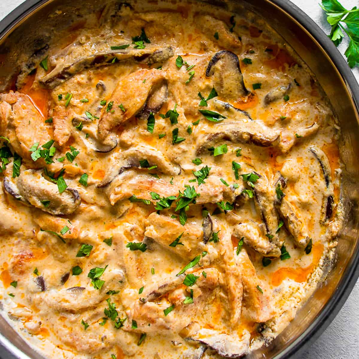 Sliced Chicken Stroganoff on Spaghetti